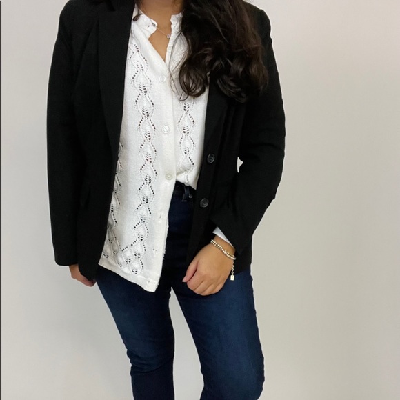 SOLD Vintage white cardigan - Picture 4 of 7